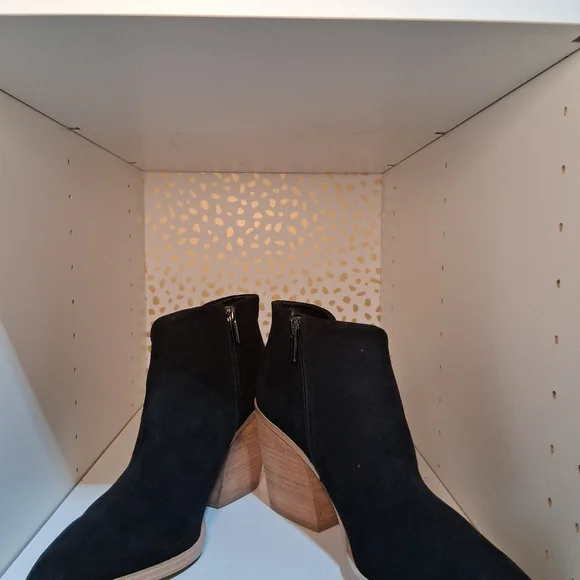 Vince Camuto Black Ankle Booties with Peep-Toe Design - Picture 2 of 8